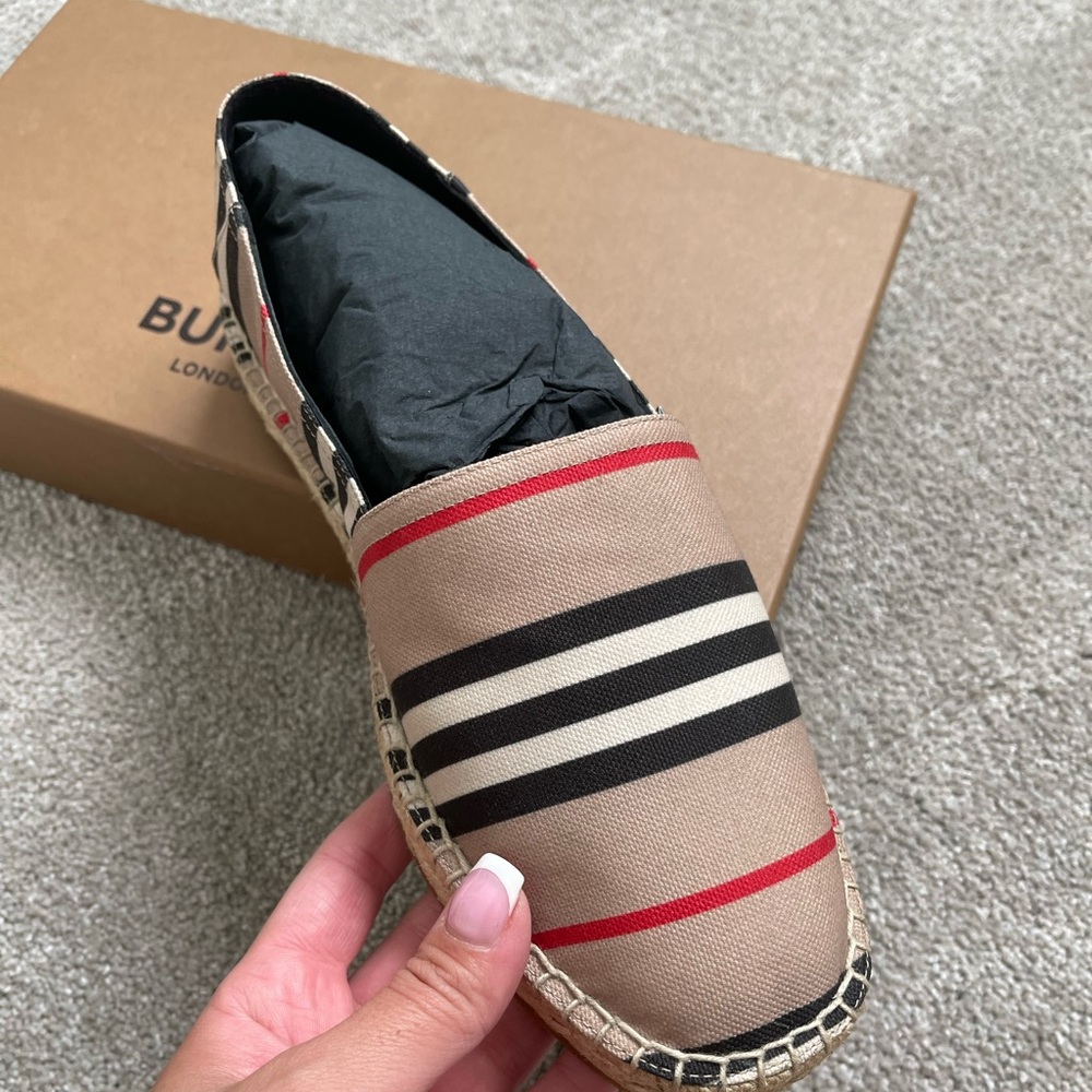 Burberry espadrilles